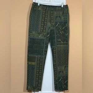 Isaac Mizrahi Live 24/7 stretch Ankle Pants in Green Paisley Print